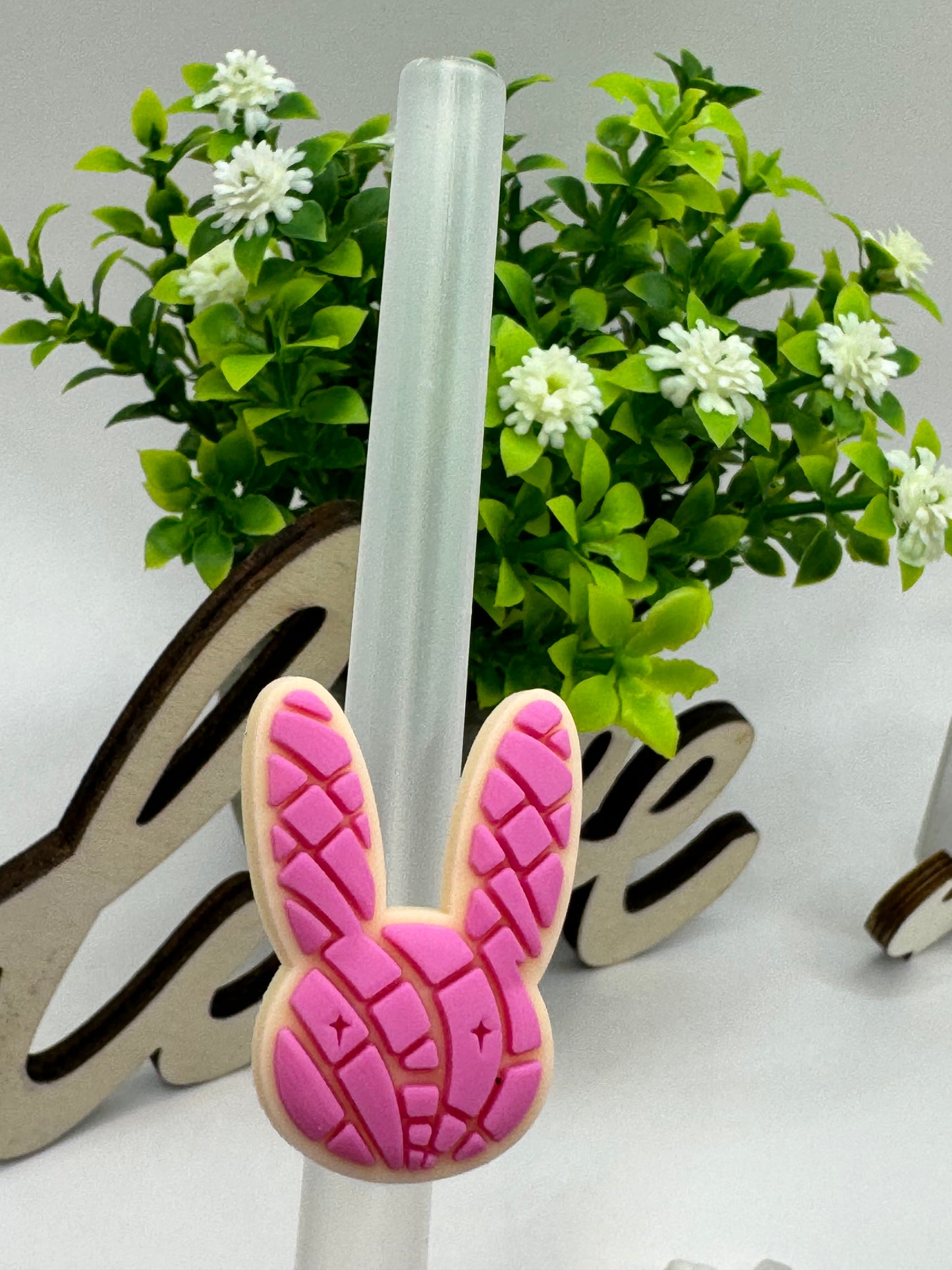 Straw charms