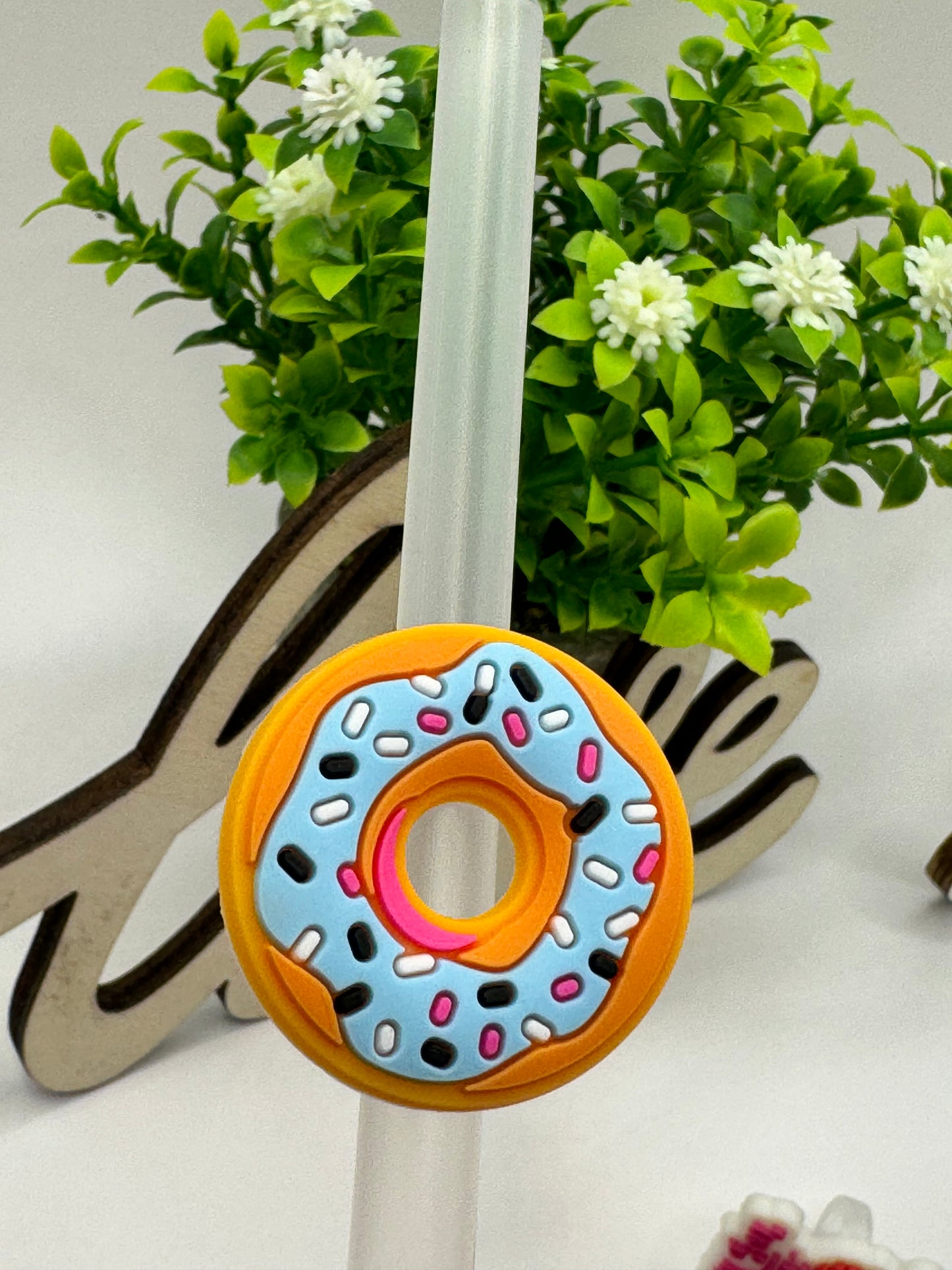 Straw charms