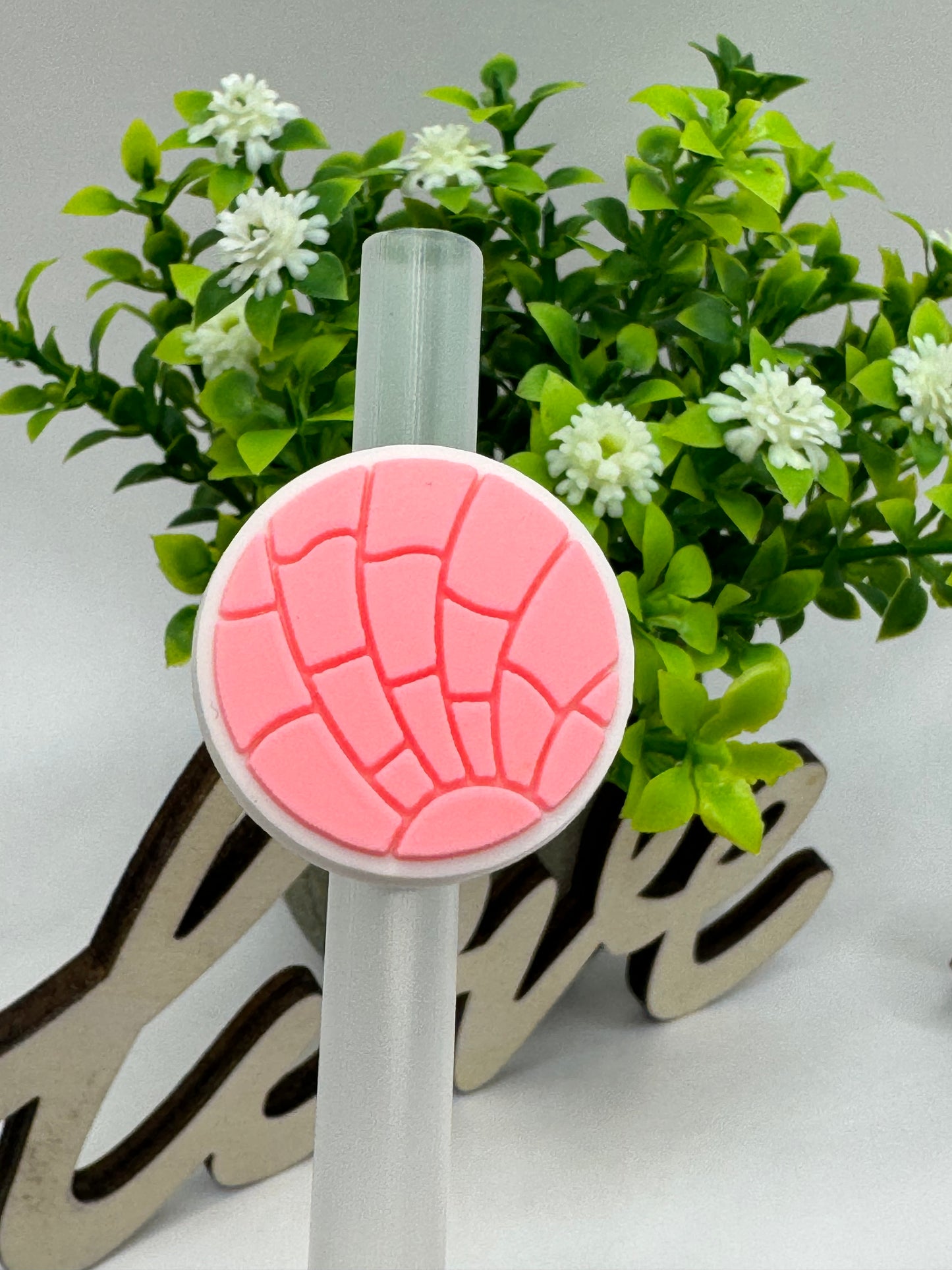 Straw charms