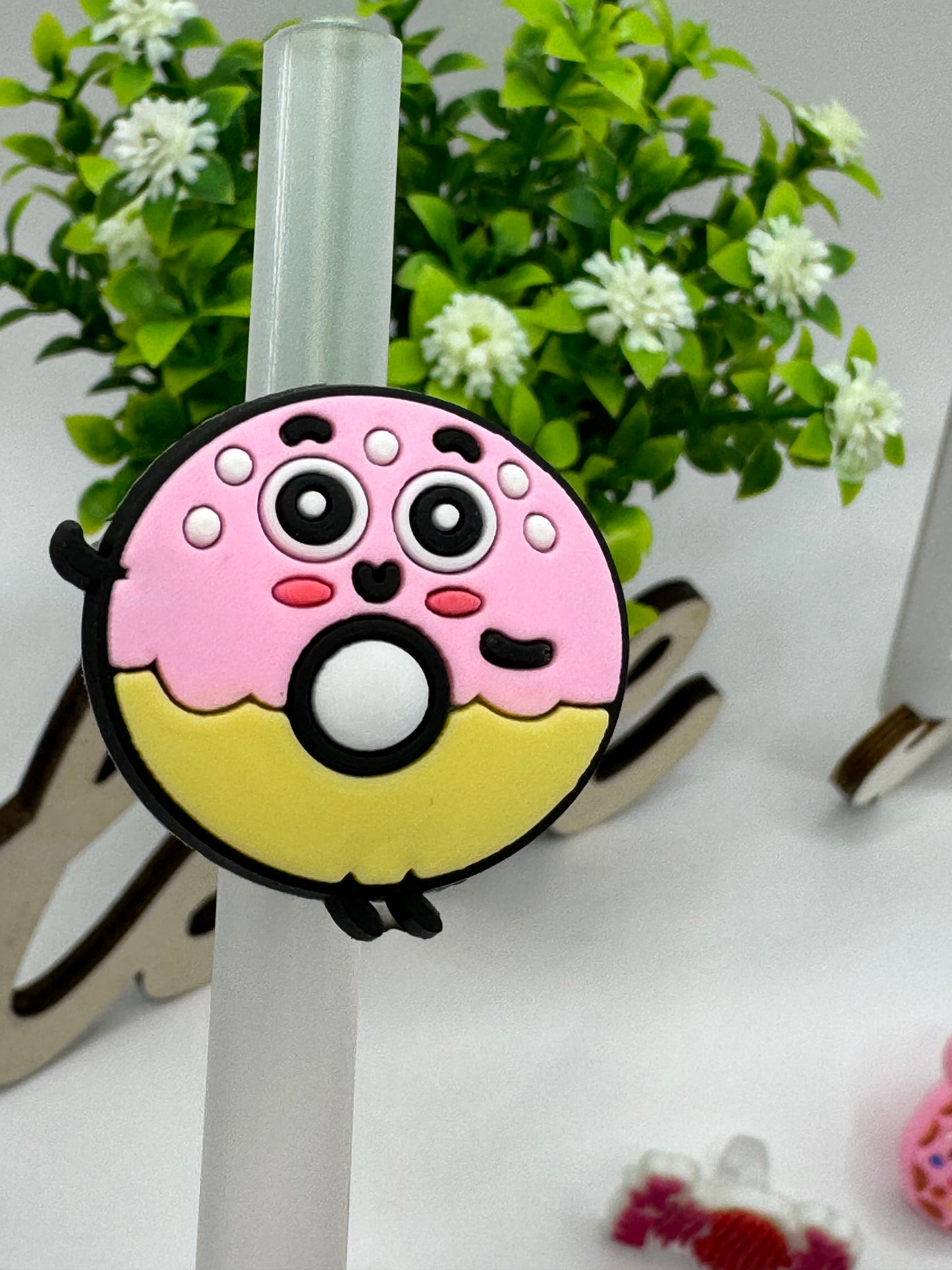 Straw charms
