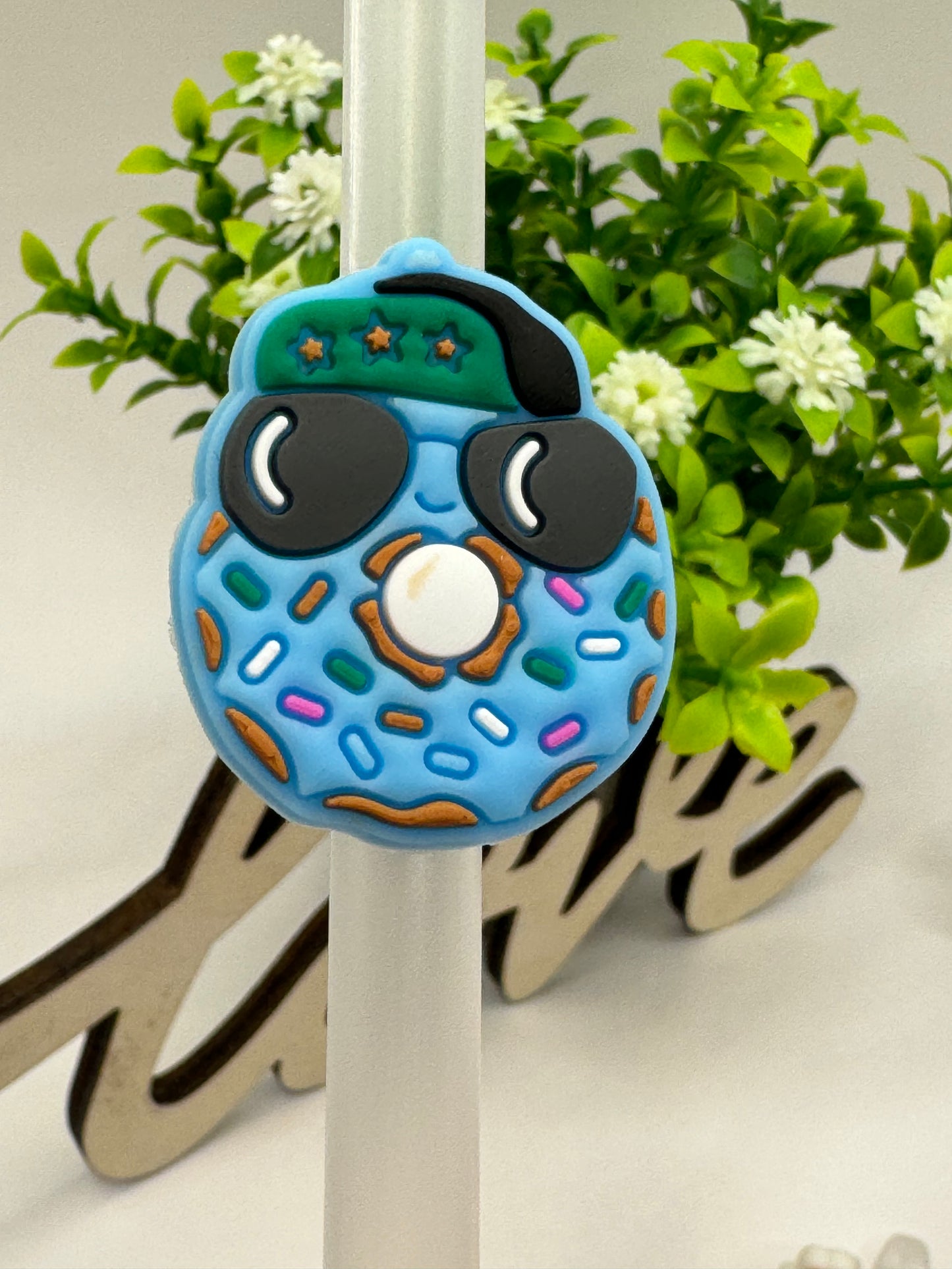 Straw charms